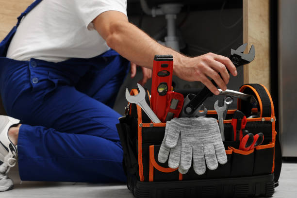 Best Local Plumber Services  in Mustang Ridge, TX